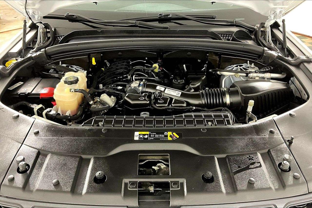 2023 Jeep Grand Cherokee ALTITUDE 4X4 Photo