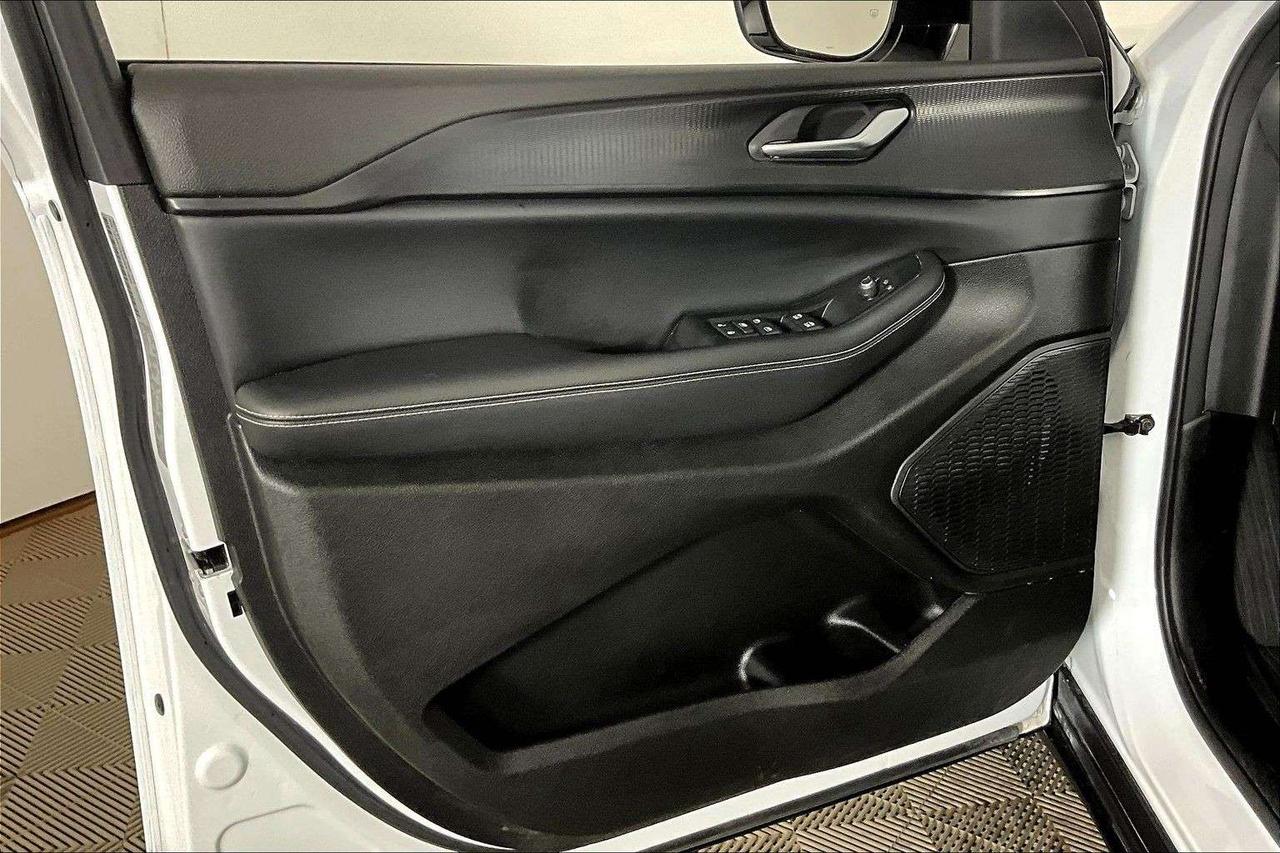 2023 Jeep Grand Cherokee ALTITUDE 4X4 Photo