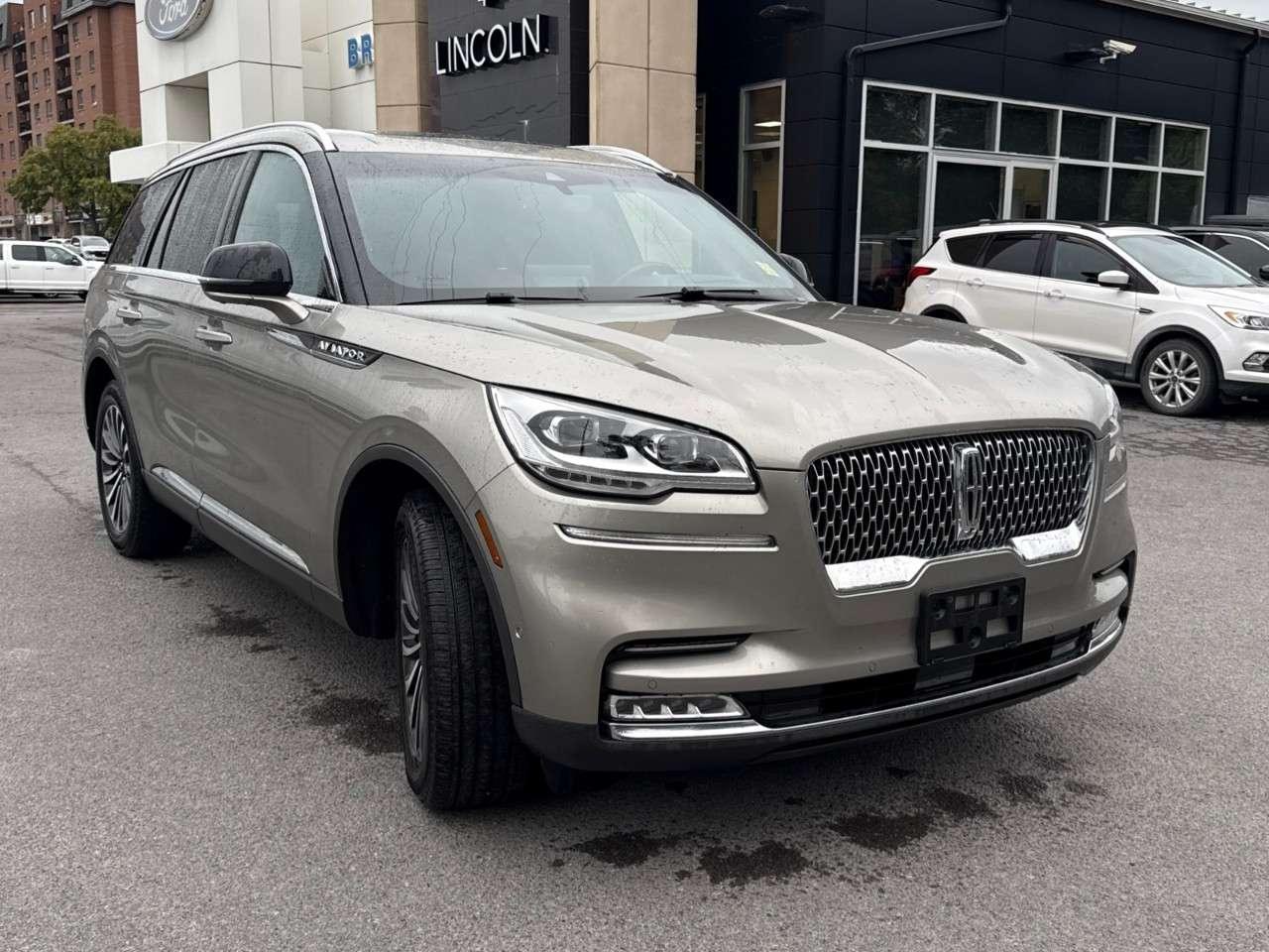 2023 Lincoln Aviator RESERVE   TOW PKG   PERFECT POSITION SEATS   ILLUM Photo3