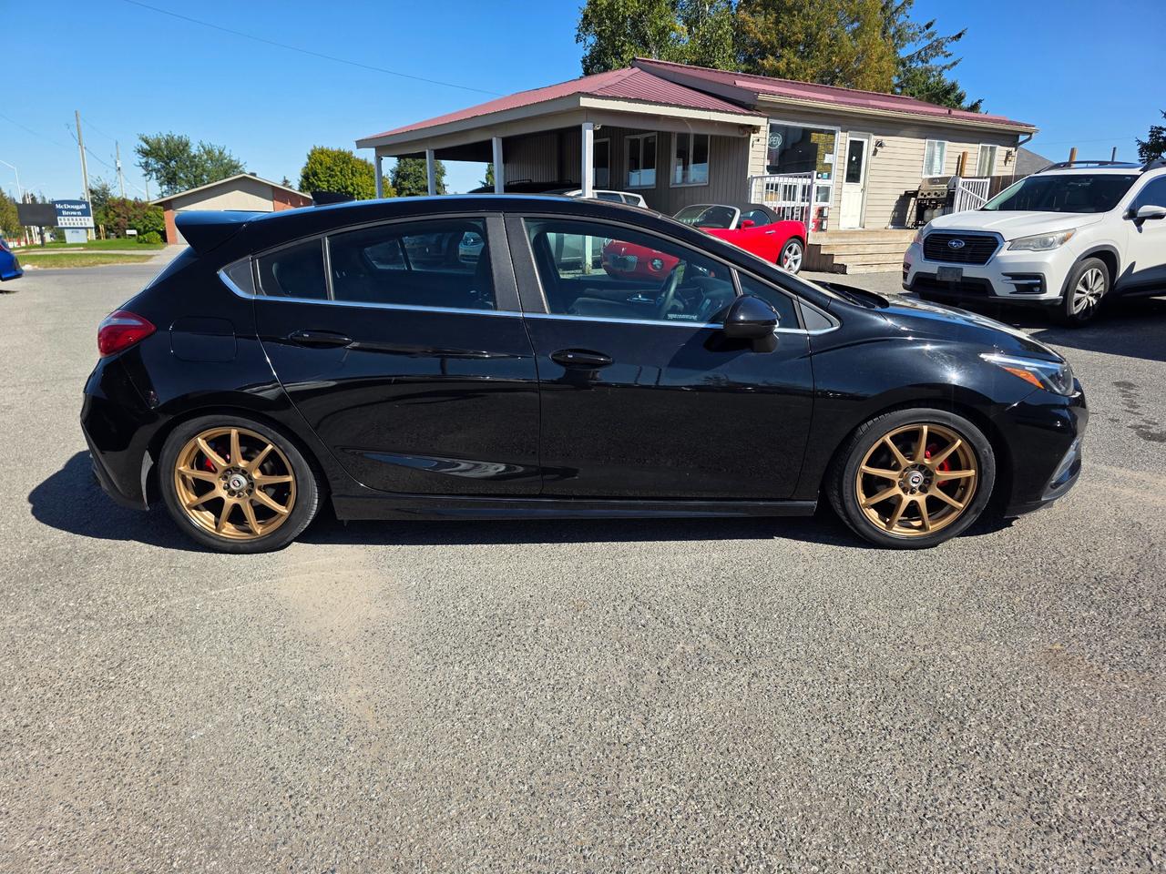 2018 Chevrolet Cruze LT Auto 4dr Hatchback Photo4