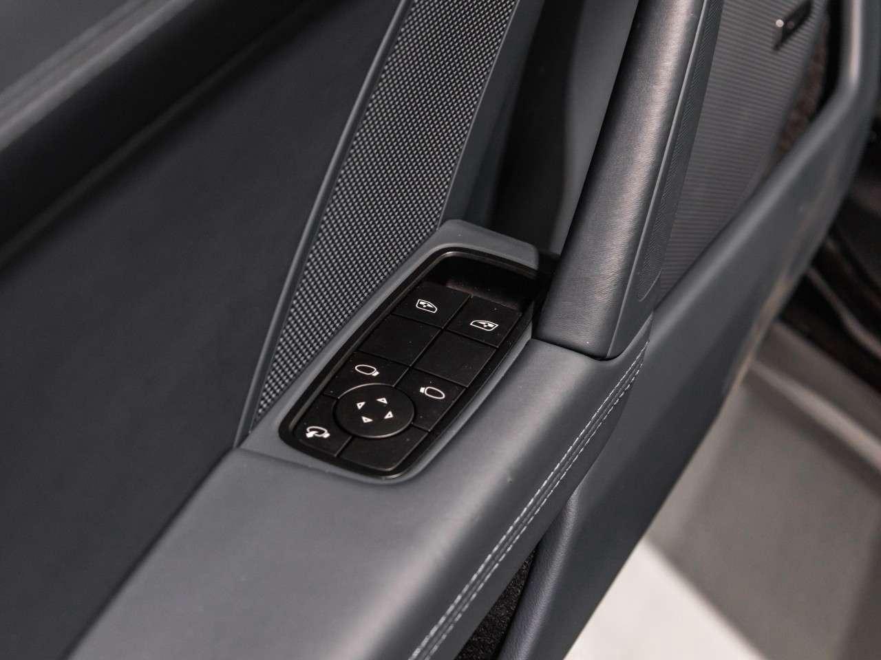 2024 Porsche 911 Targa 4S Photo