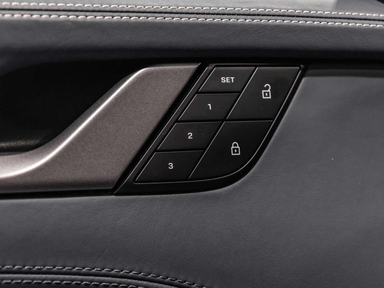 2024 Porsche 911 Targa 4S Photo