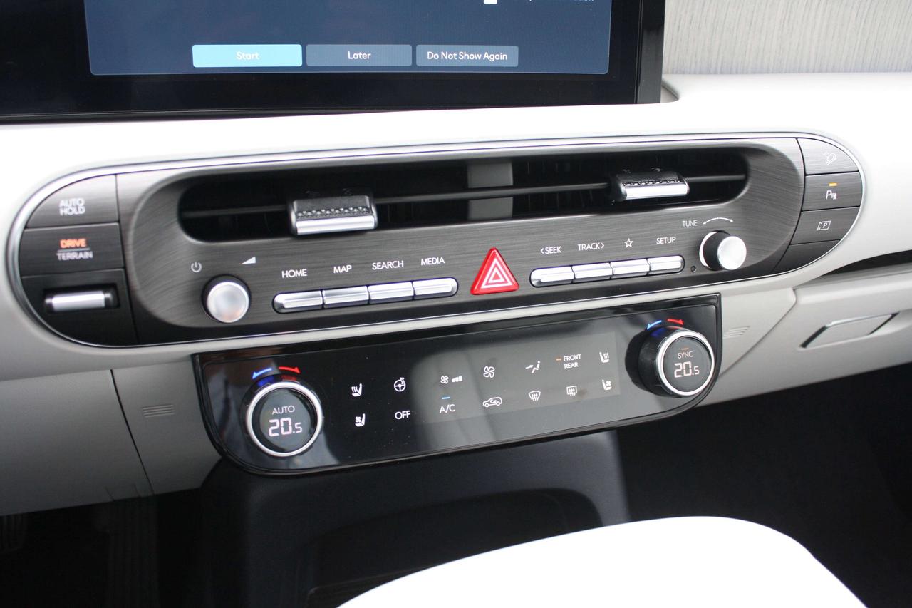 2026 Hyundai PALISADE Ultimate Calligraphy 7 Passenger Photo