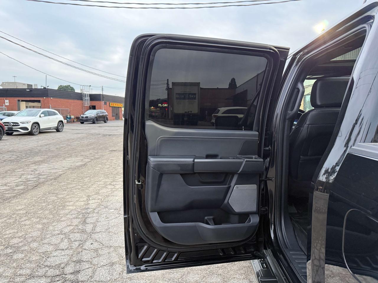 2024 Ford F-150 XLT l Hybrid l 5.5 Box l Super Crew l Ford Warrnty Photo