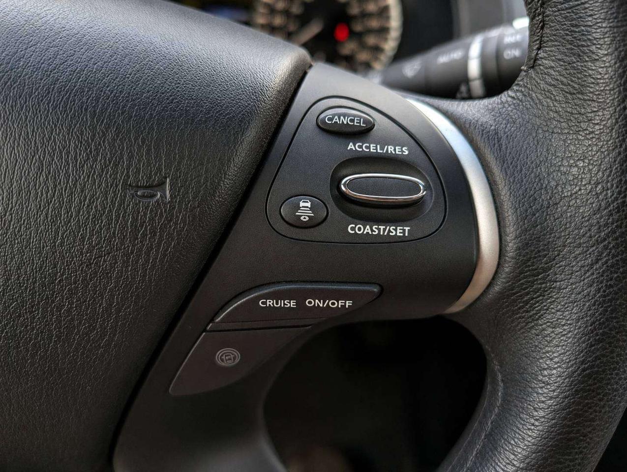 2015 Infiniti QX60 AWD (Certified, 1-Year Free Warranty) Photo