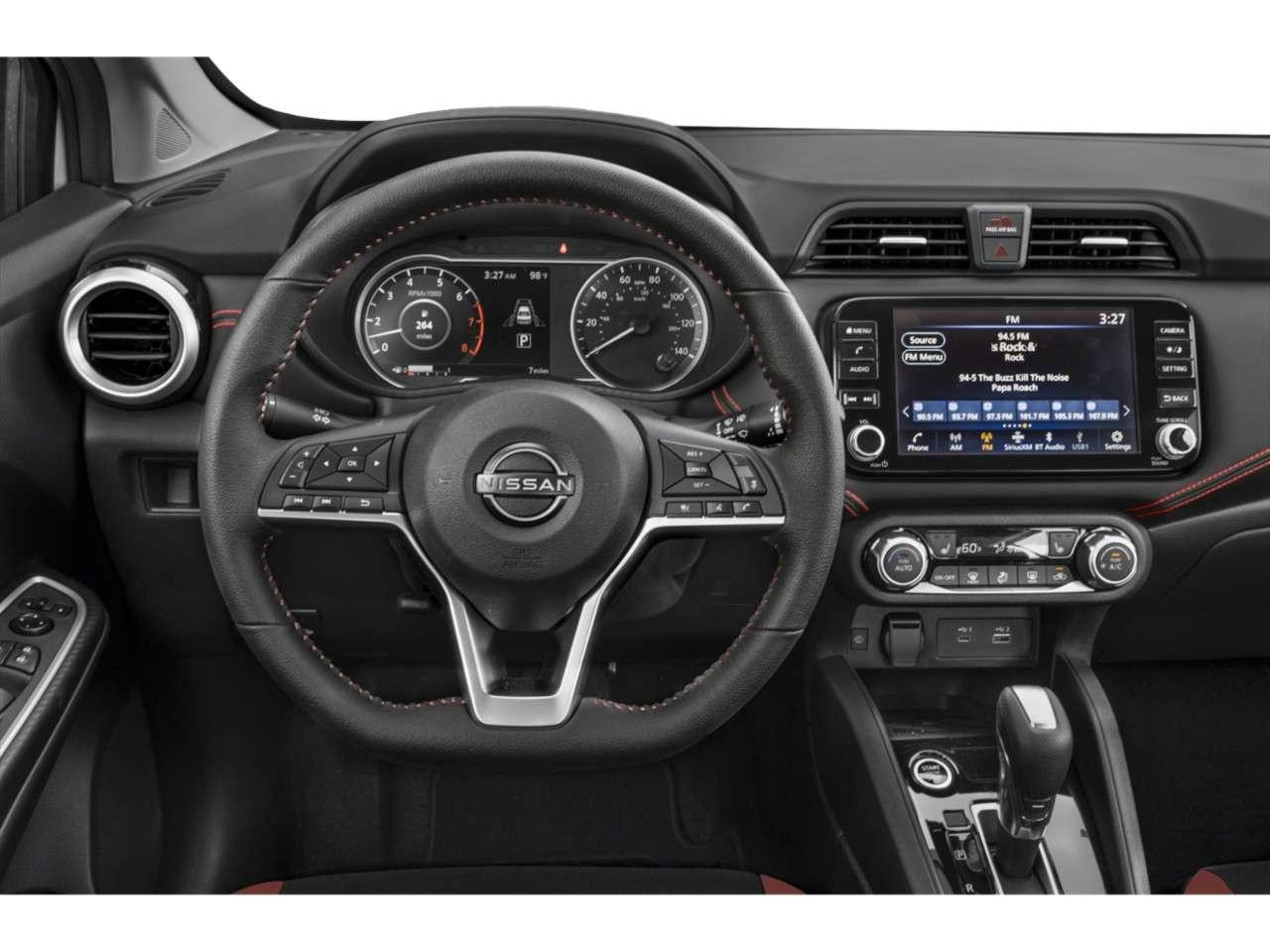 2024 Nissan Versa SR Photo