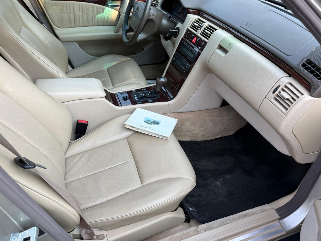 1997 Mercedes-Benz E-Class  Photo