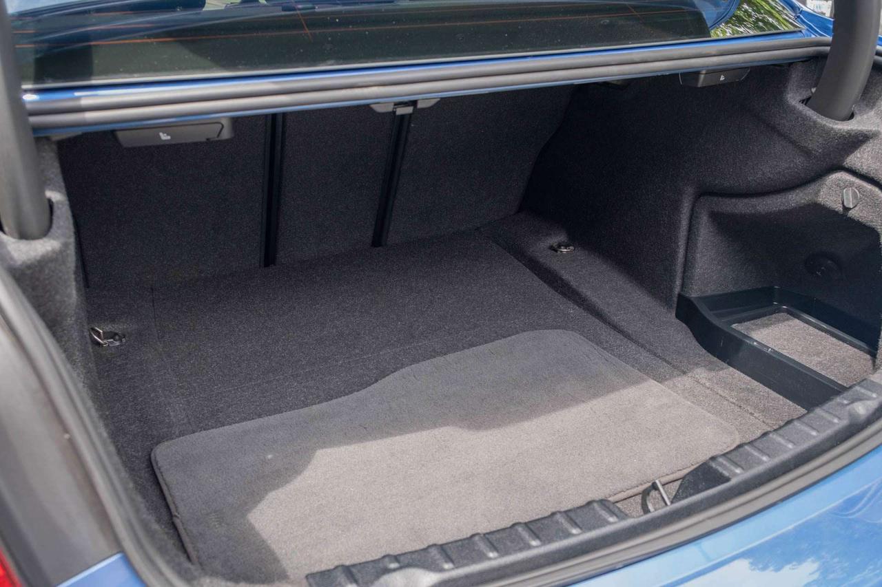 2018 BMW 3 Series 328D XDRIVE SEDAN Photo