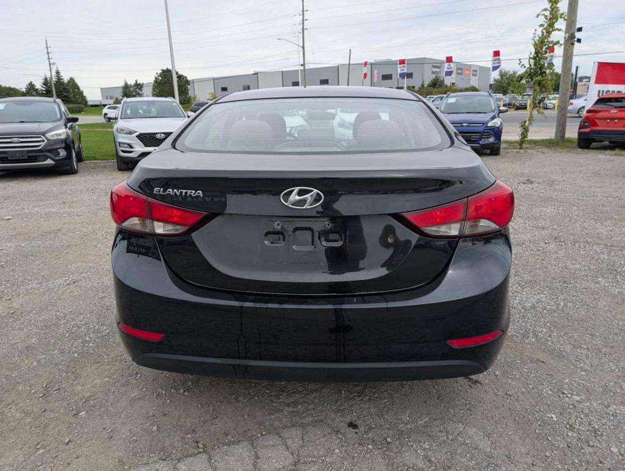 2016 Hyundai Elantra L Photo