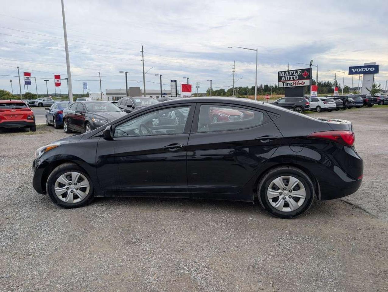 2016 Hyundai Elantra L Photo