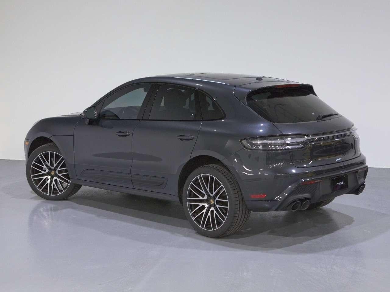 2024 Porsche Macan S AWD Photo