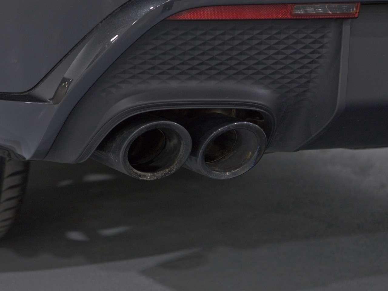 2024 Porsche Macan S AWD Photo