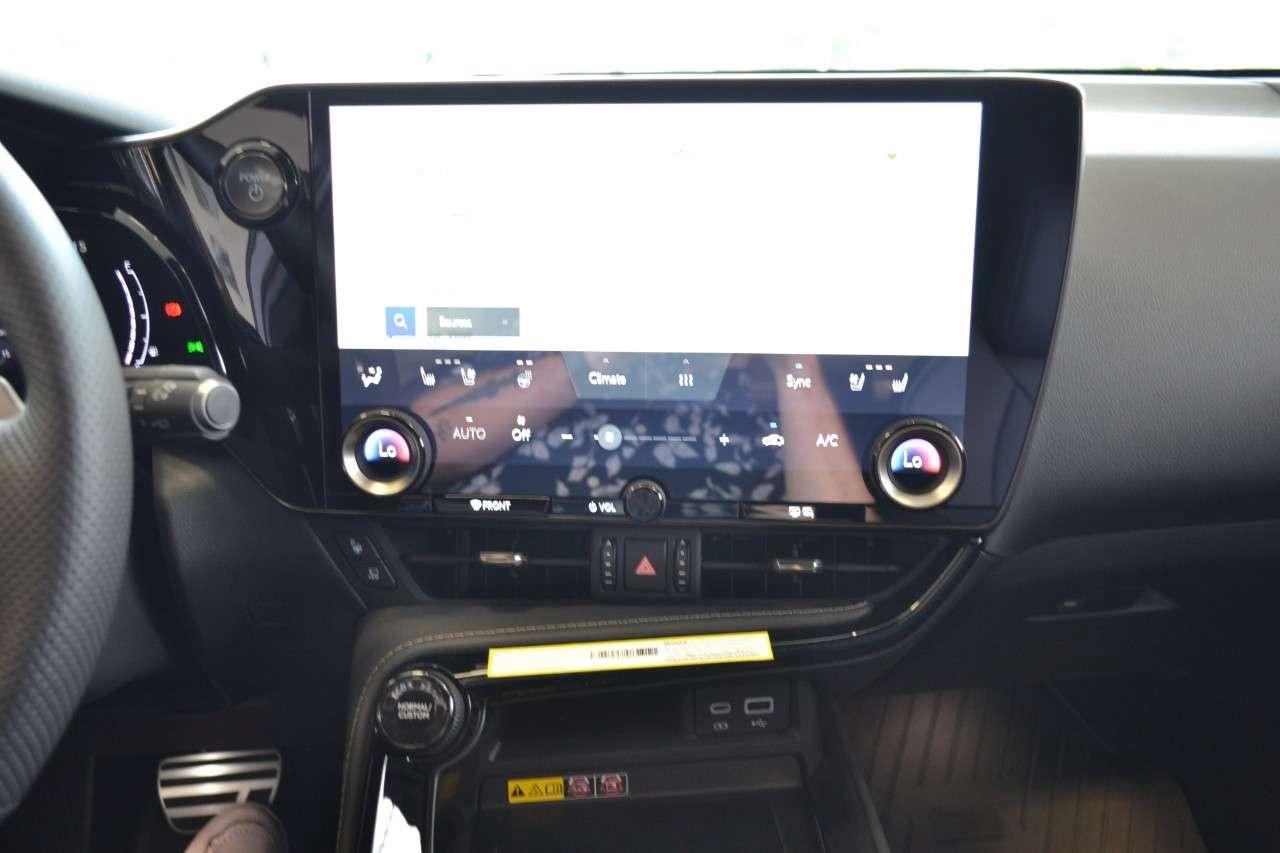 2026 Lexus NX 350h F SPORT 3 Photo
