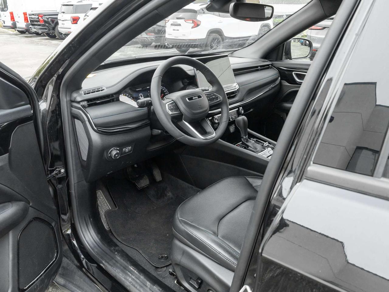 2026 Jeep Compass Limited   Leather   Power Liftgate   Remote Start Photo