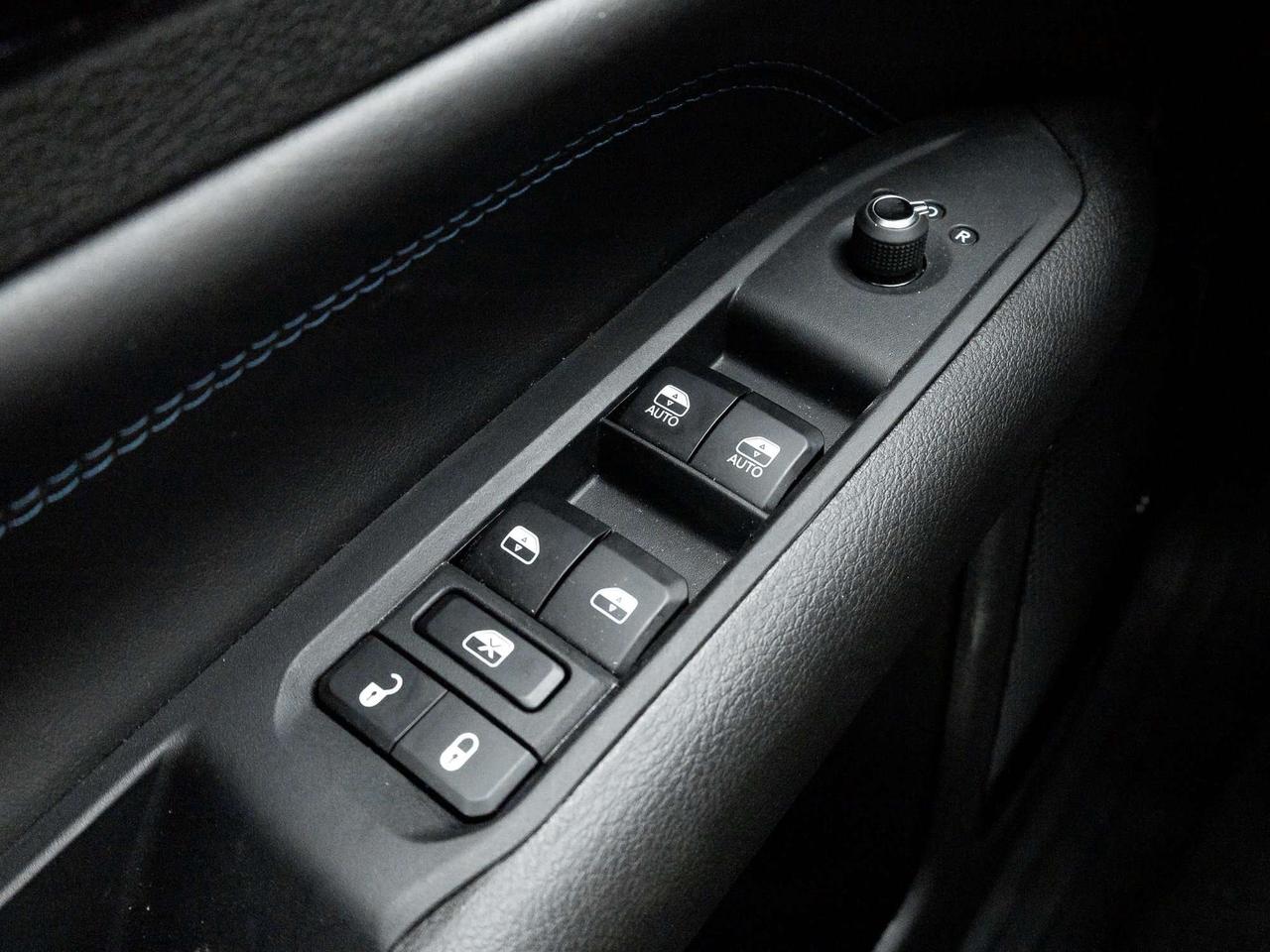 2026 Jeep Compass Limited   Leather   Power Liftgate   Remote Start Photo