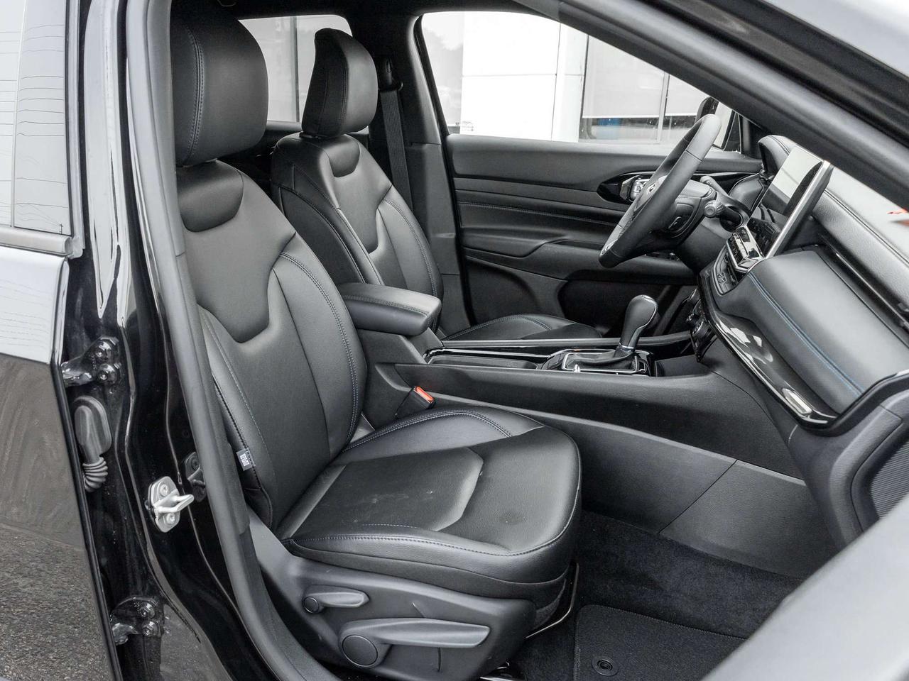 2026 Jeep Compass Limited   Leather   Power Liftgate   Remote Start Photo