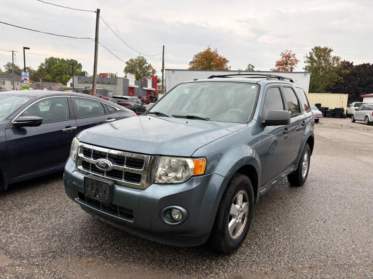 2012 Ford Escape FWD 4dr XLT Photo0