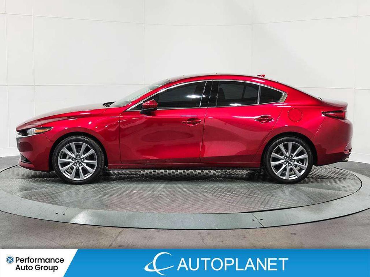 2025 Mazda 3 GT, Heads Up Display, Sunroof, Back Up Cam! Photo