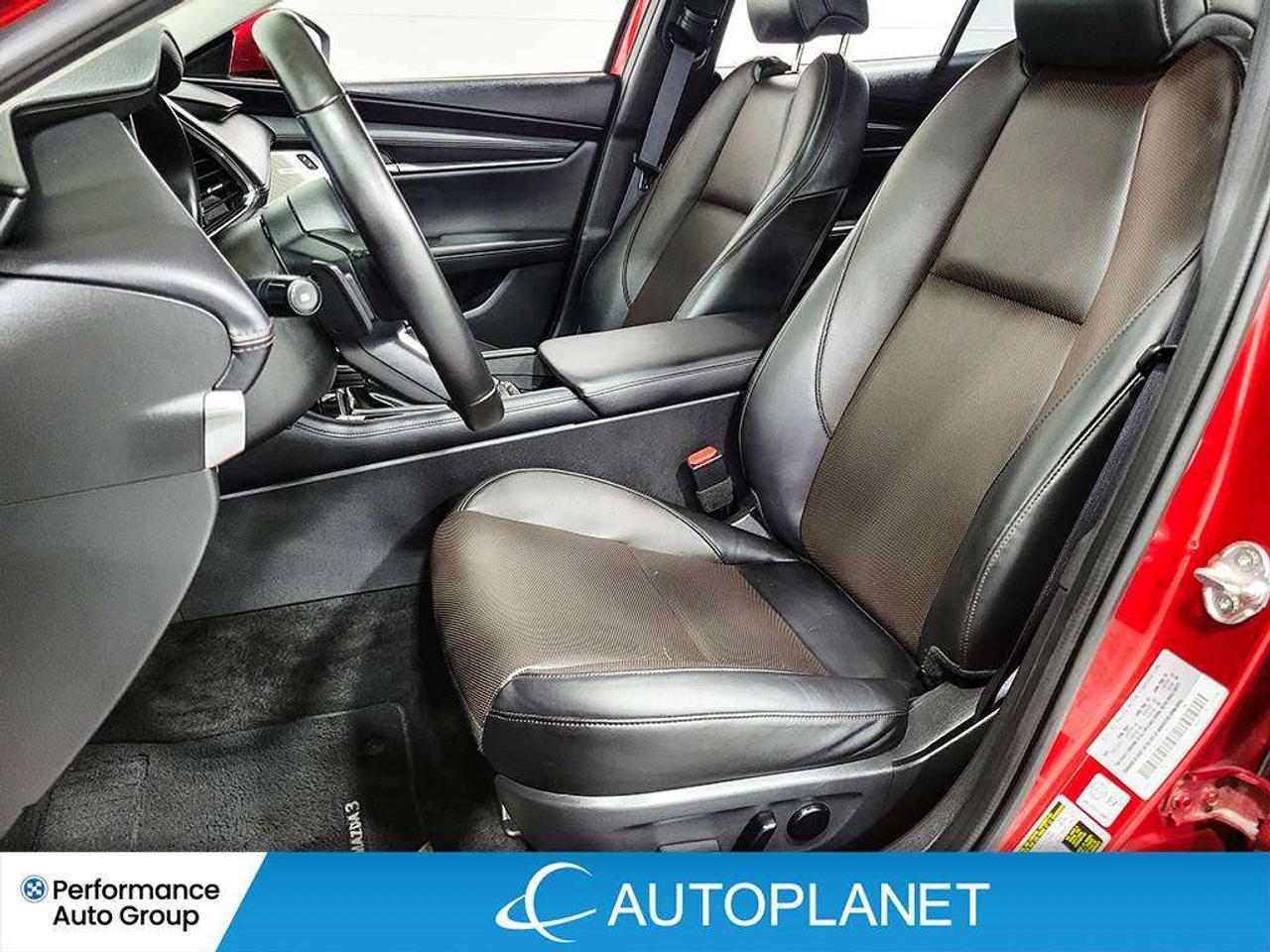 2025 Mazda 3 GT, Heads Up Display, Sunroof, Back Up Cam! Photo