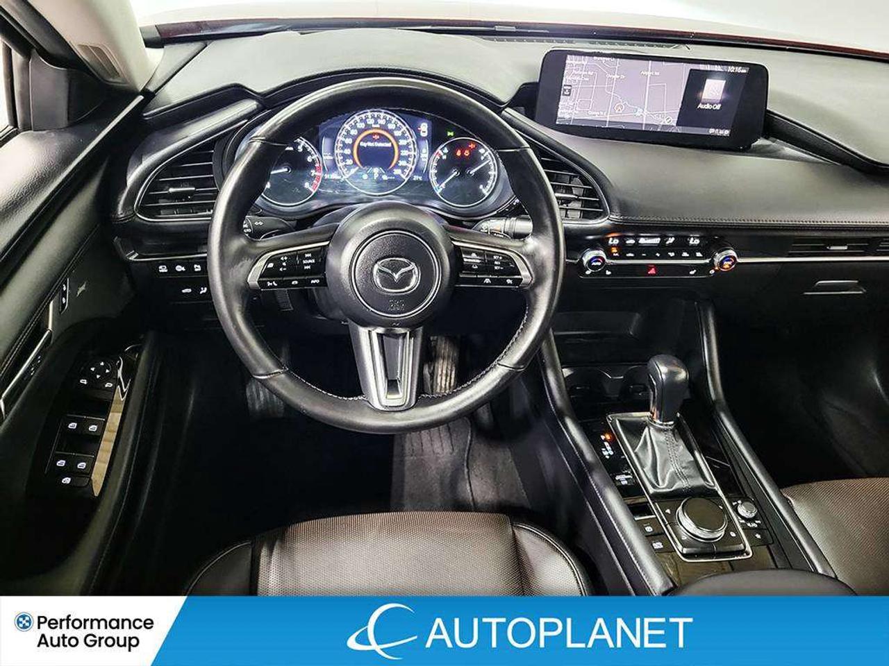 2025 Mazda 3 GT, Heads Up Display, Sunroof, Back Up Cam! Photo