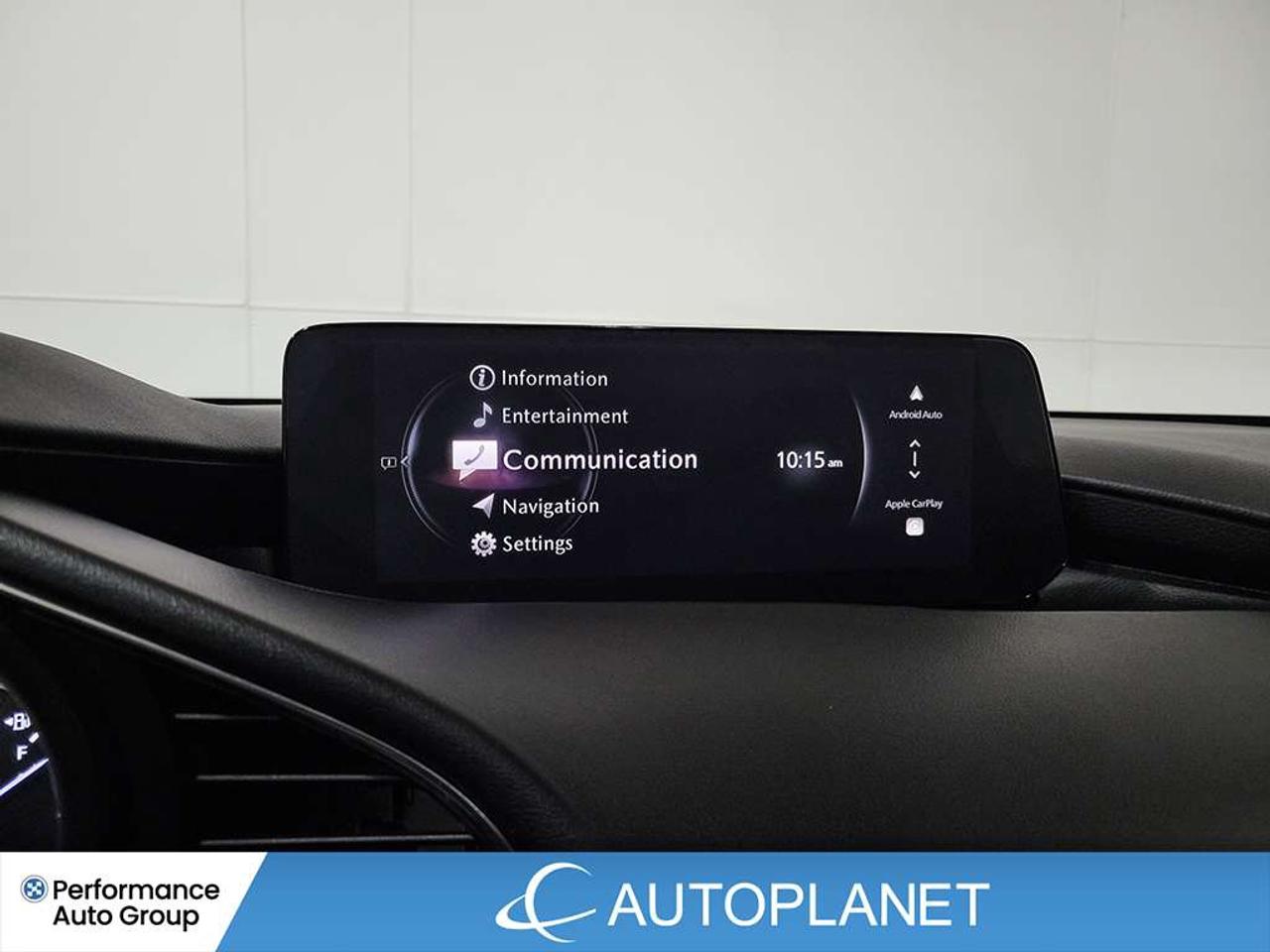 2025 Mazda 3 GT, Heads Up Display, Sunroof, Back Up Cam! Photo