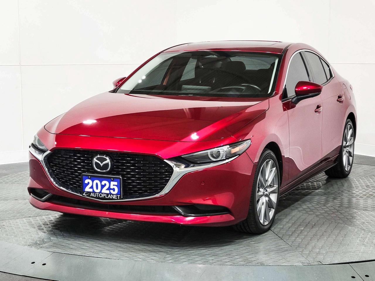 2025 Mazda 3 GT, Heads Up Display, Sunroof, Back Up Cam! Photo