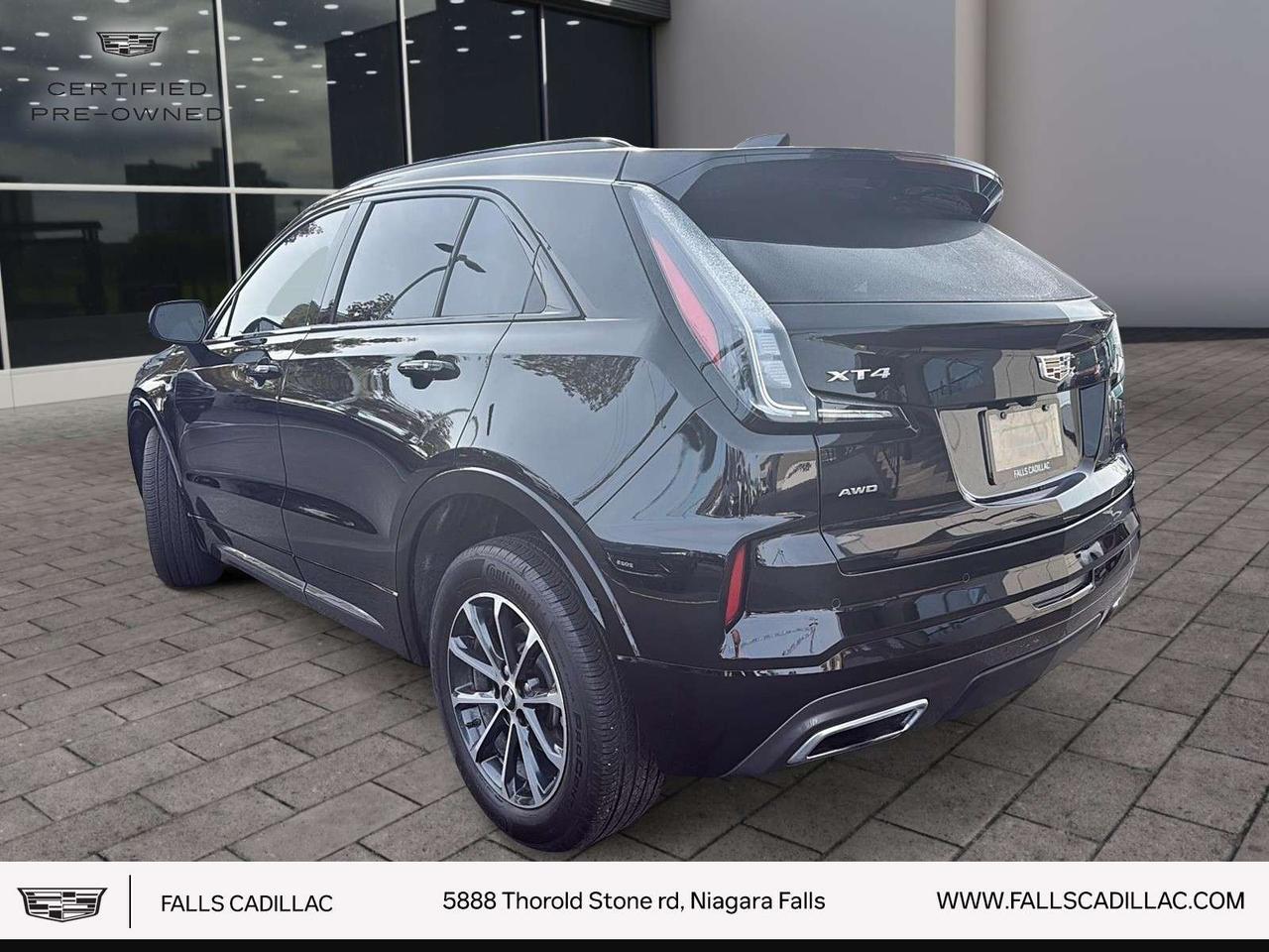2024 Cadillac XT4 Sport SUNROOF,H.STEERING Photo3