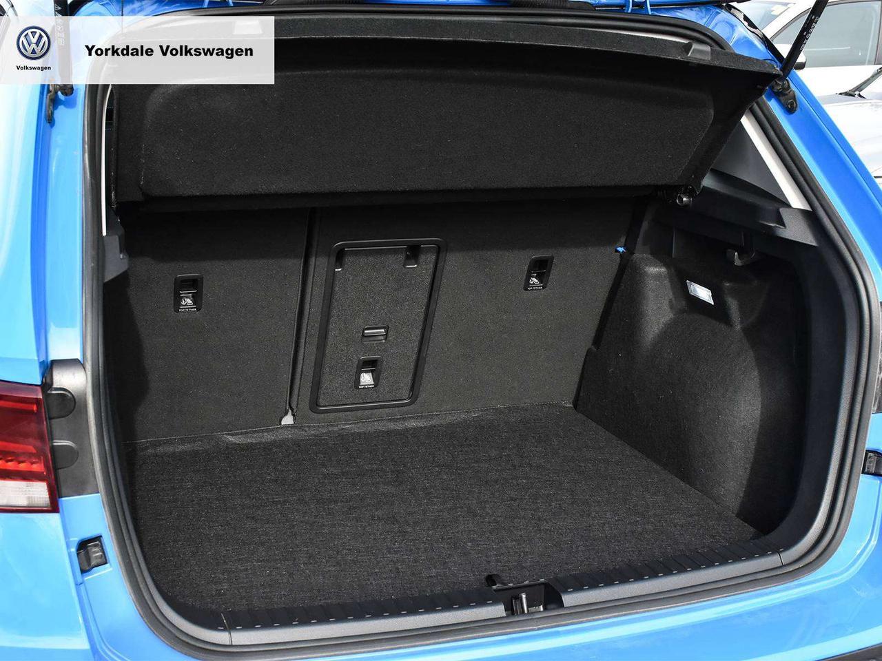 2024 Volkswagen Taos Comfortline Photo