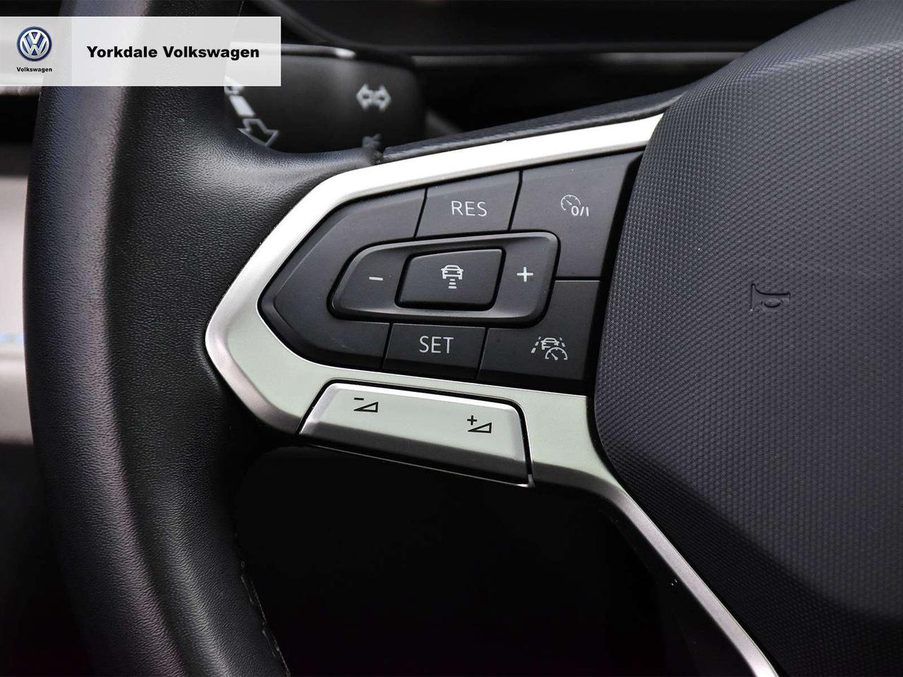 2024 Volkswagen Taos Comfortline Photo