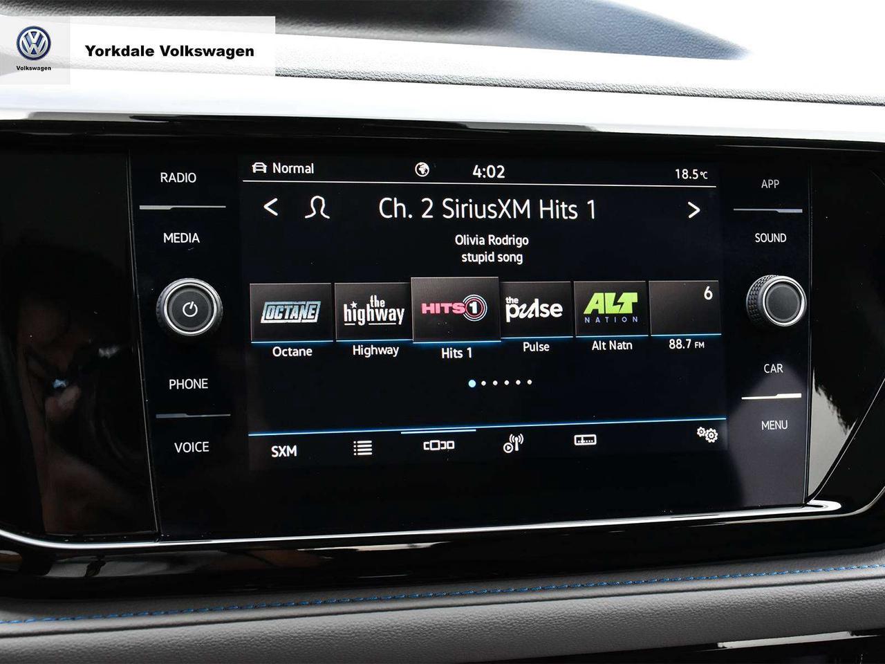 2024 Volkswagen Taos Comfortline Photo
