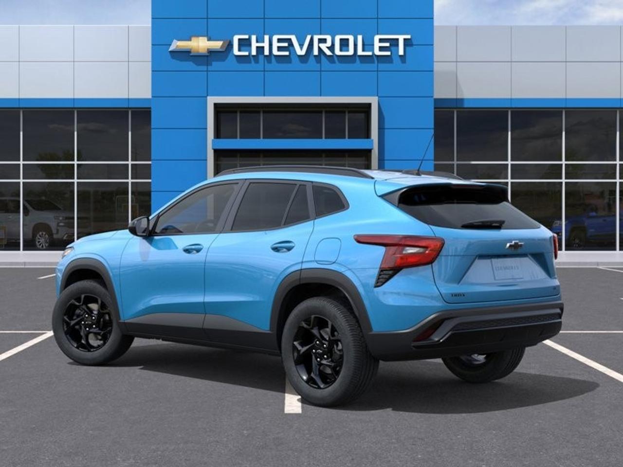 2026 Chevrolet Trax Fwd 4dr Lt Photo2