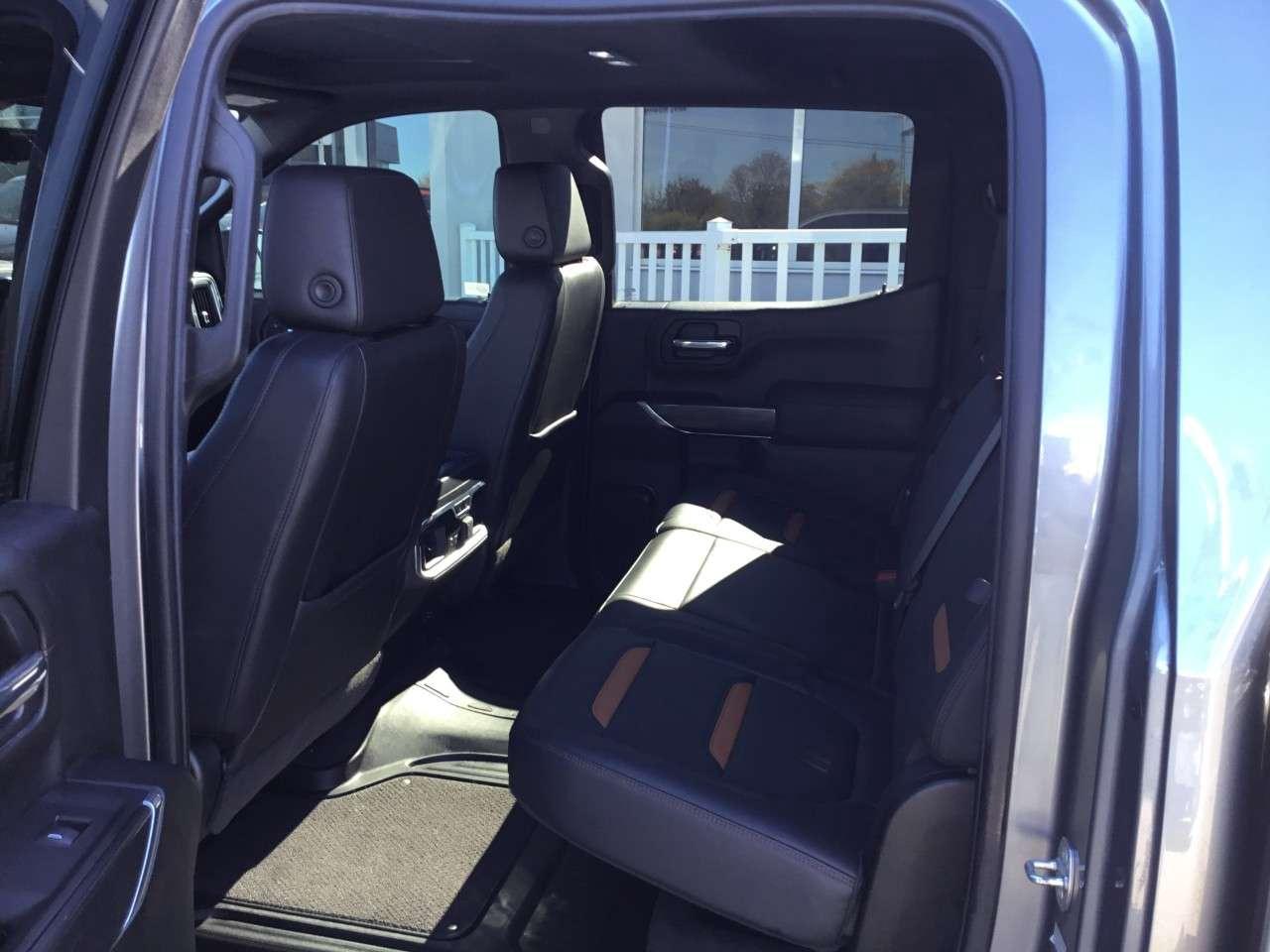 2021 GMC Sierra 1500 Crew Cab Short Box 4-Wheel Drive AT4 Photo