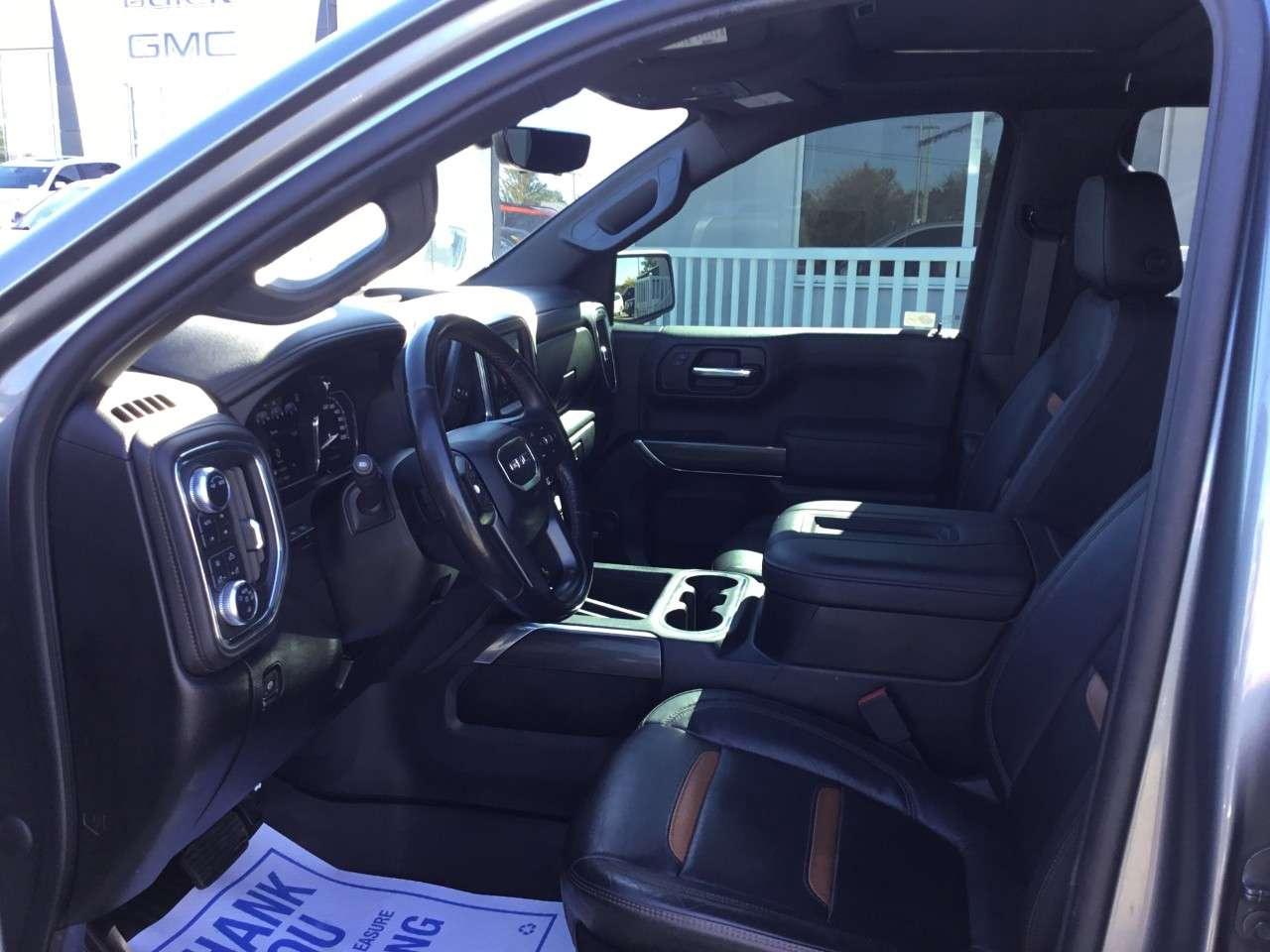 2021 GMC Sierra 1500 Crew Cab Short Box 4-Wheel Drive AT4 Photo