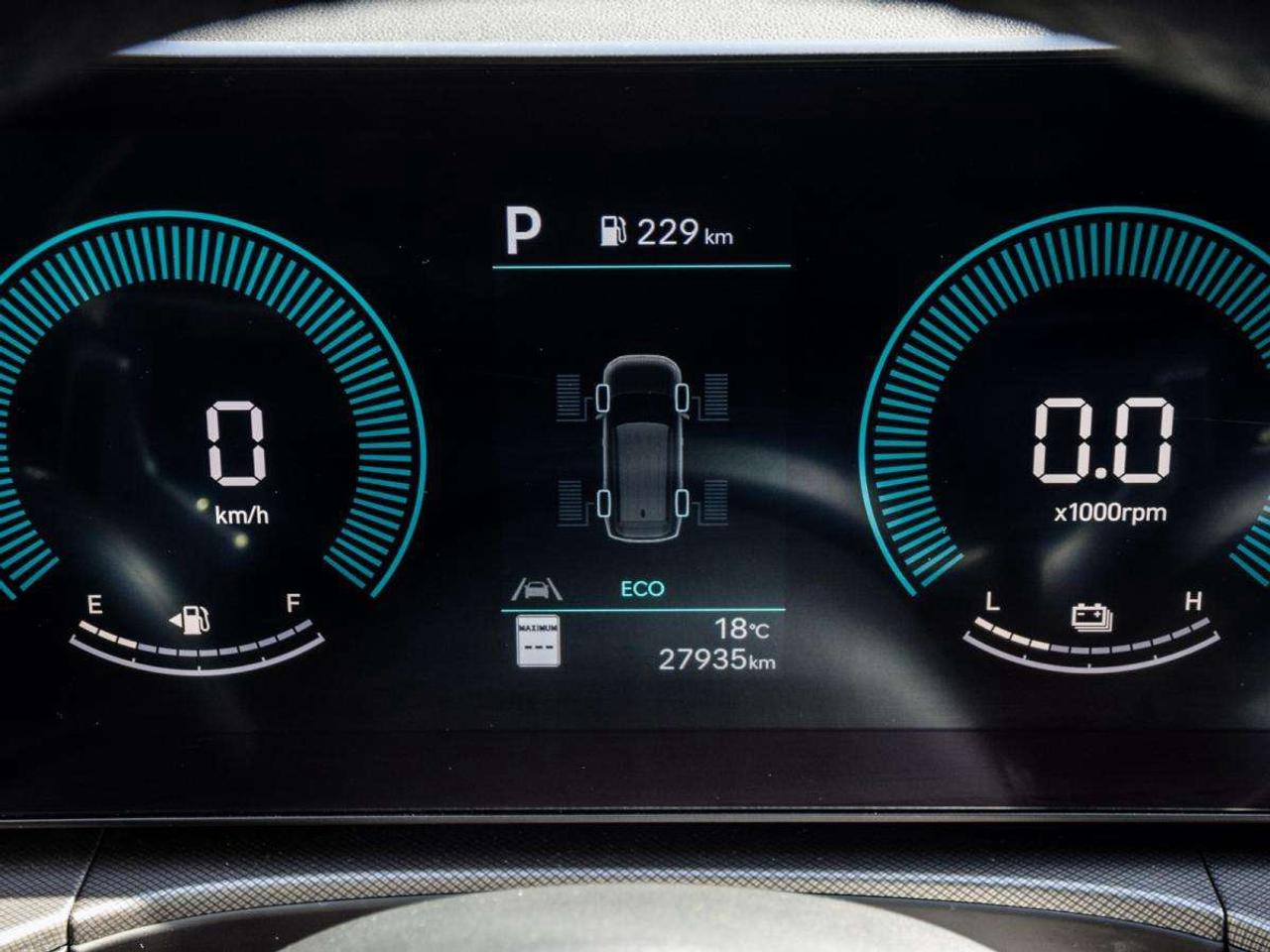 2026 Hyundai Santa Fe HYBRID   1owner, Off Lease, LOW KMS Photo