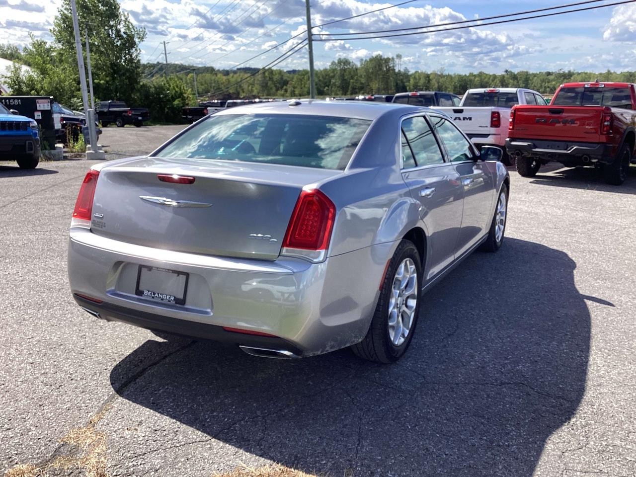 2017 Chrysler 300 300C Platinum AWD Photo