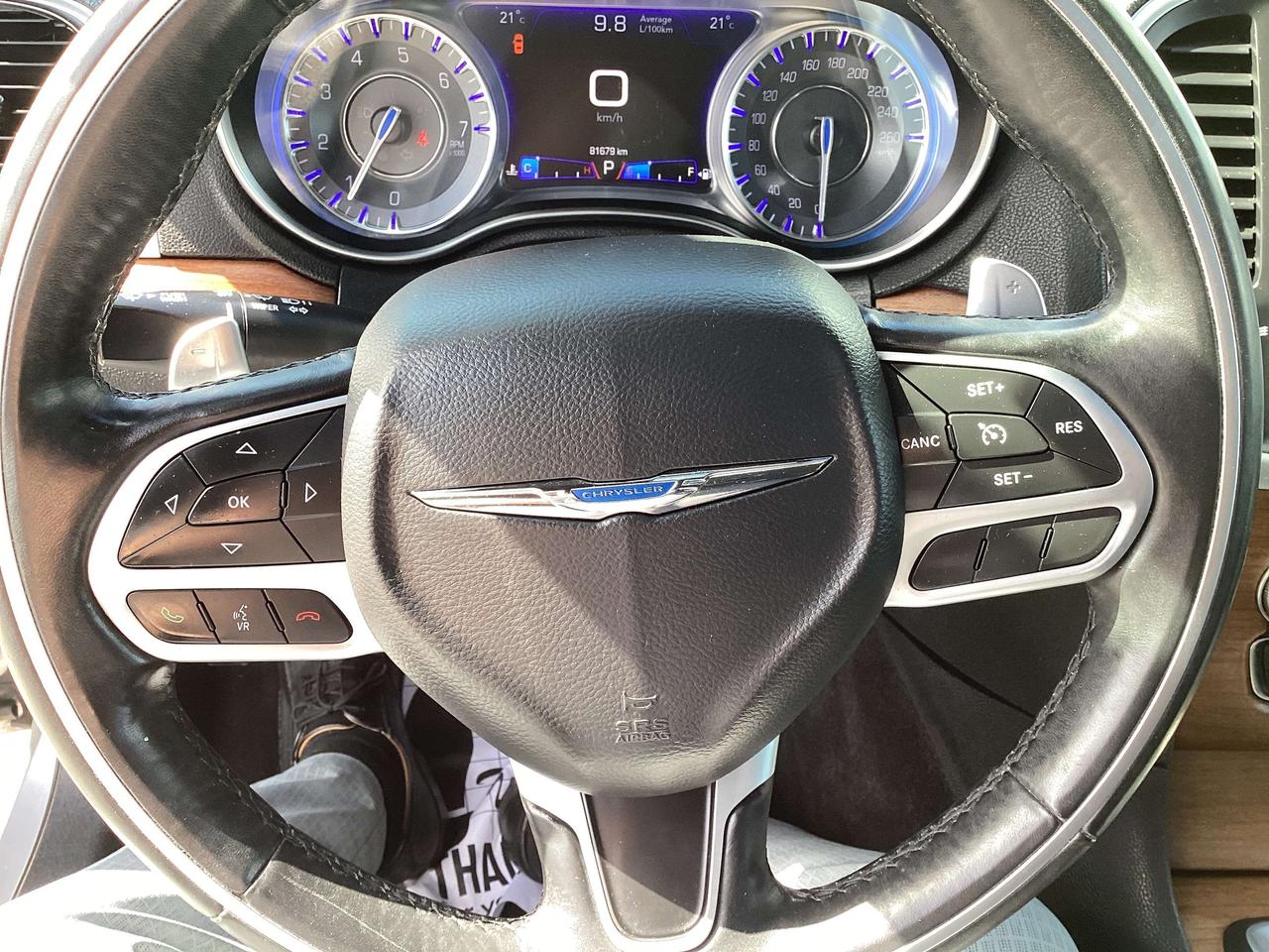 2017 Chrysler 300 300C Platinum AWD Photo