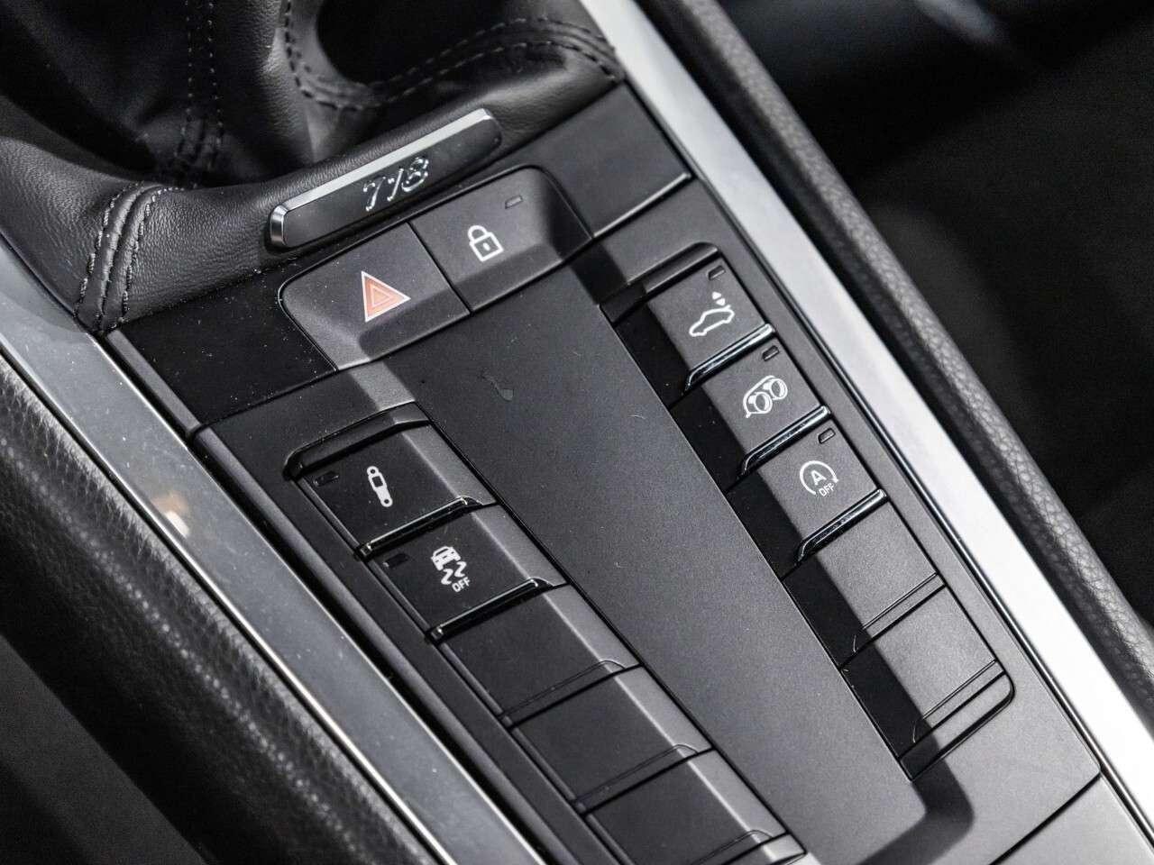 2024 Porsche 718 Cayman GTS 4.0 Coupe Photo