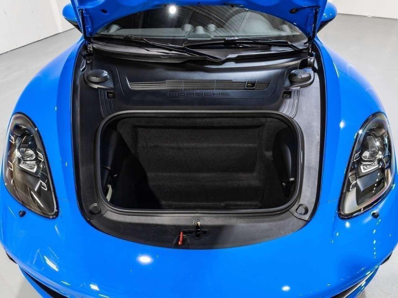 2024 Porsche 718 Cayman GTS 4.0 Coupe Photo