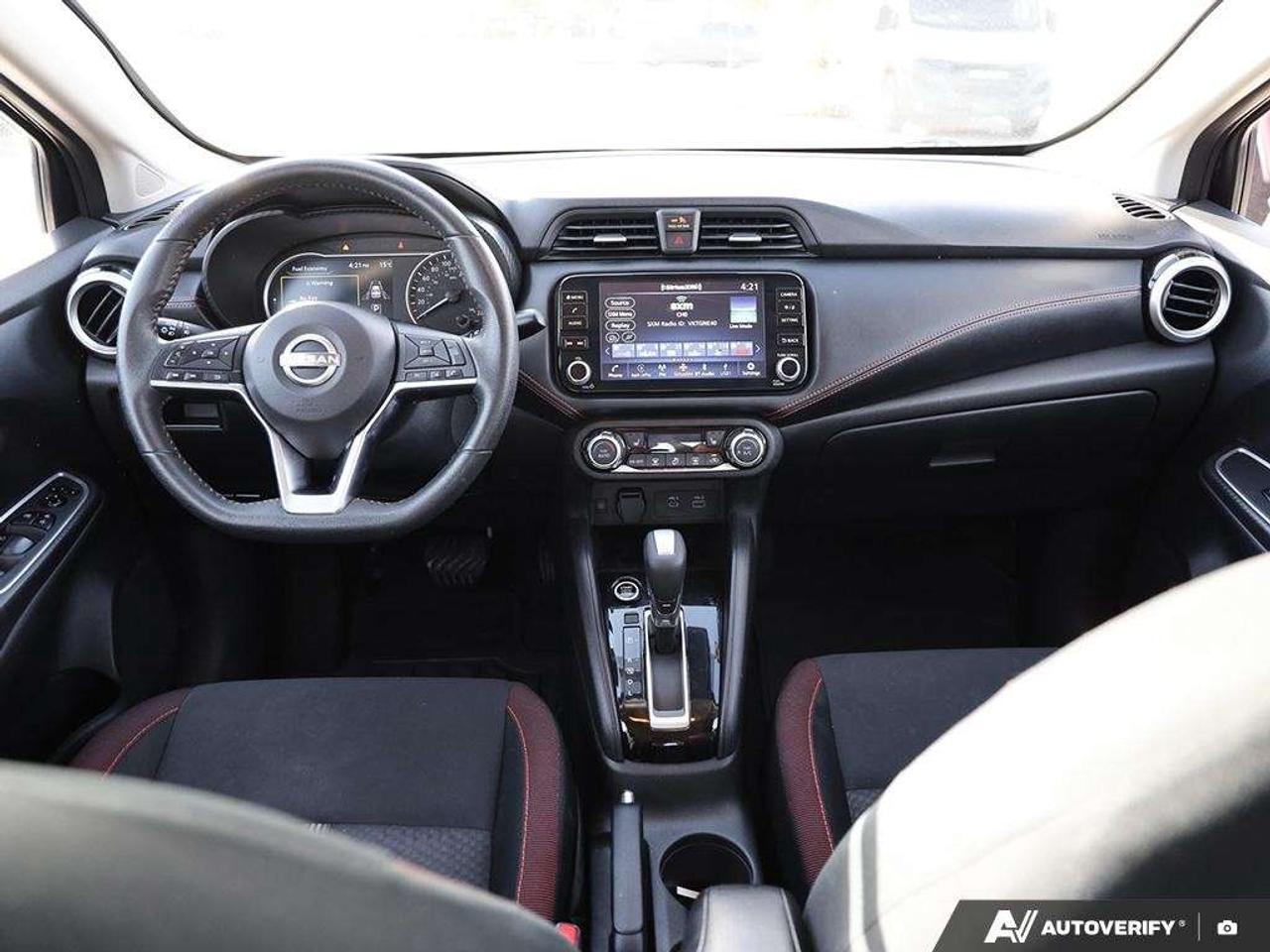 2024 Nissan Versa SR Photo