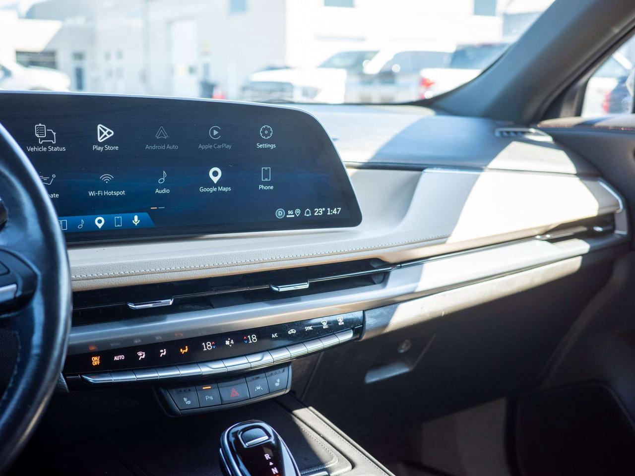 2024 Cadillac XT4 AWD Luxury - Remote Trunk Release   Heated Seats Photo