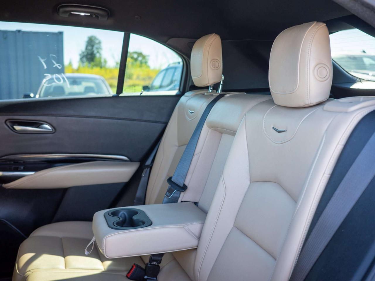 2024 Cadillac XT4 AWD Luxury - Remote Trunk Release   Heated Seats Photo