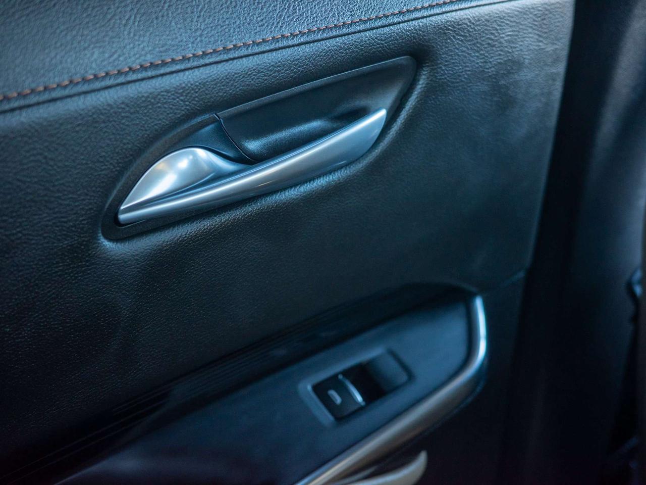 2024 Cadillac XT4 AWD Luxury - Remote Trunk Release   Heated Seats Photo