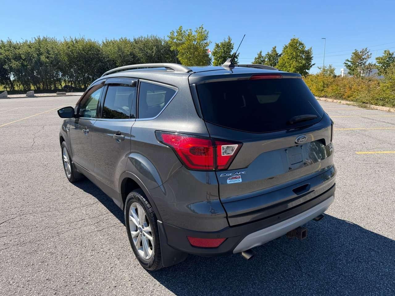 2019 Ford Escape SEL Photo