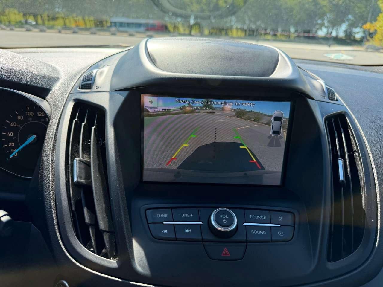 2019 Ford Escape SEL Photo