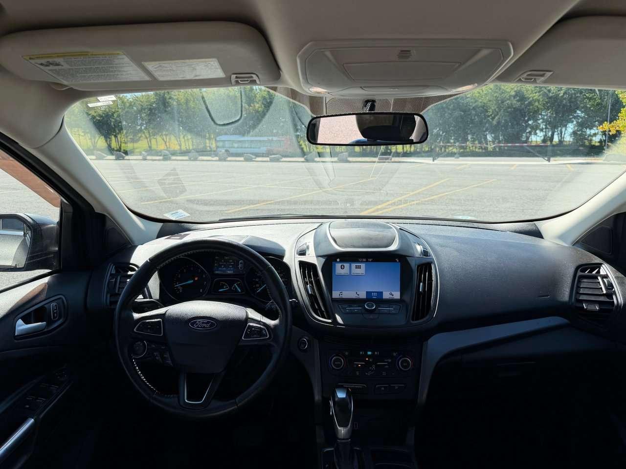 2019 Ford Escape SEL Photo