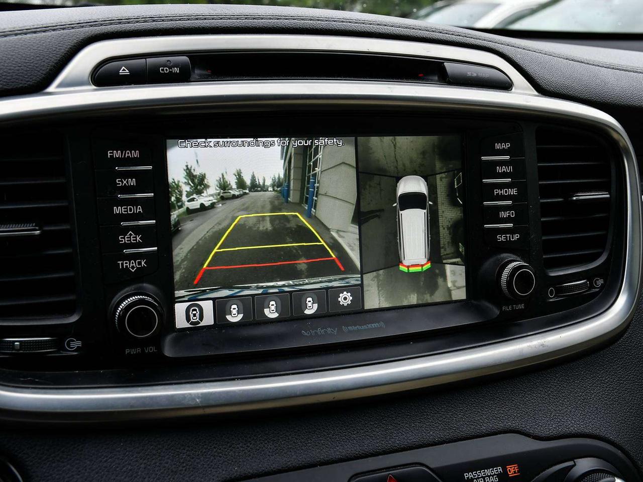 2017 Kia Sorento SX   LEATHER   SUNROOF   CAM   WINTER TIRES   ASIS Photo
