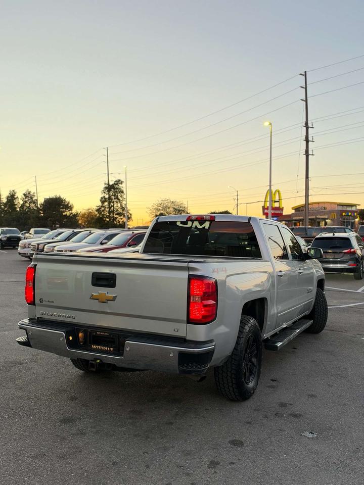 2015 Chevrolet Silverado 1500 4WD Crew Cab 143.5 LT w/1LT Photo