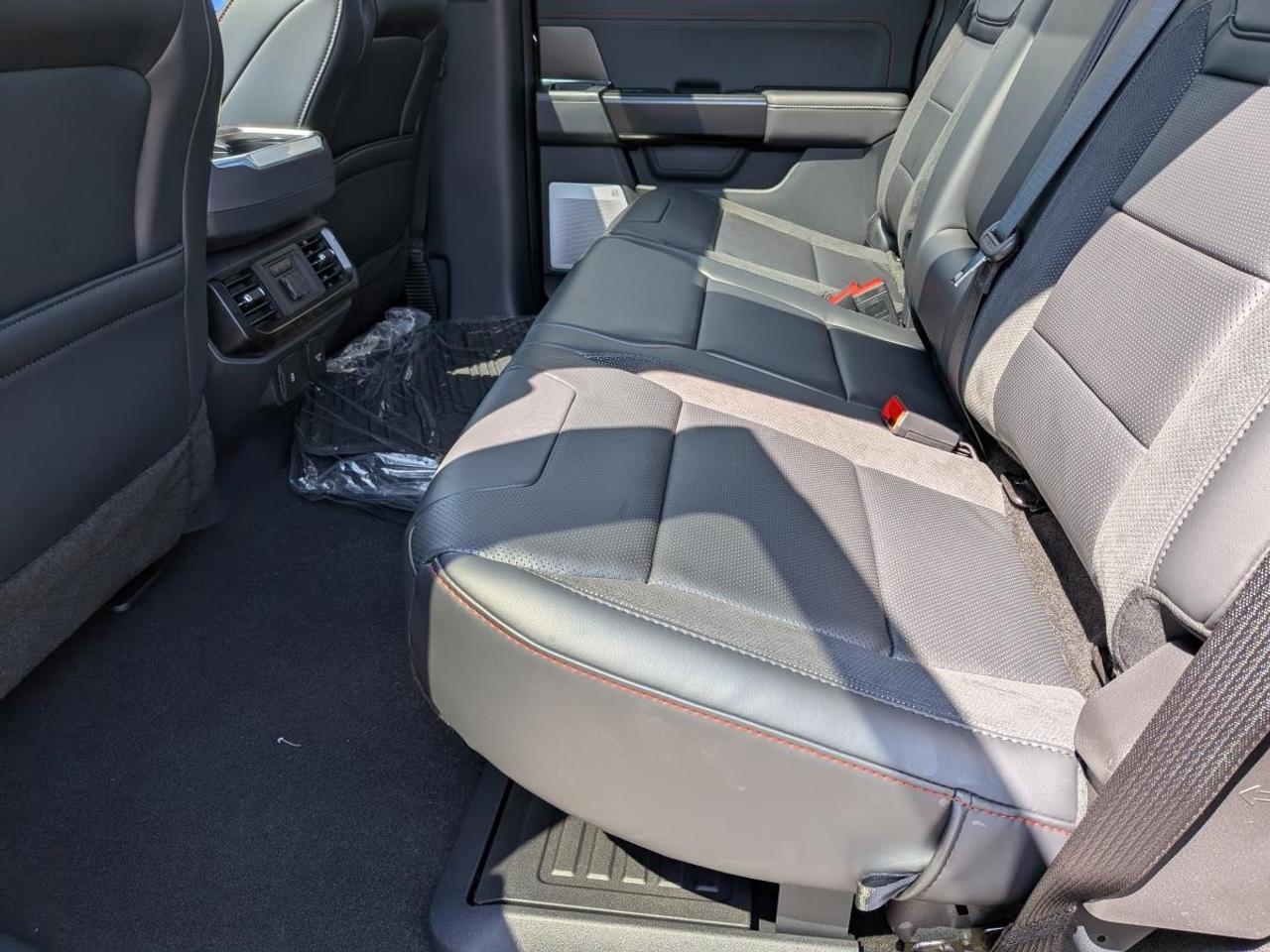 2026 Ford F-150 Raptor 4WD SuperCrew 5.5' Box Photo