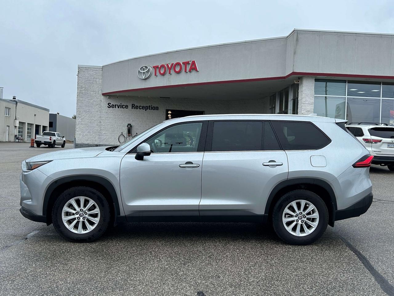 2024 Toyota Grand Highlander XLE Photo