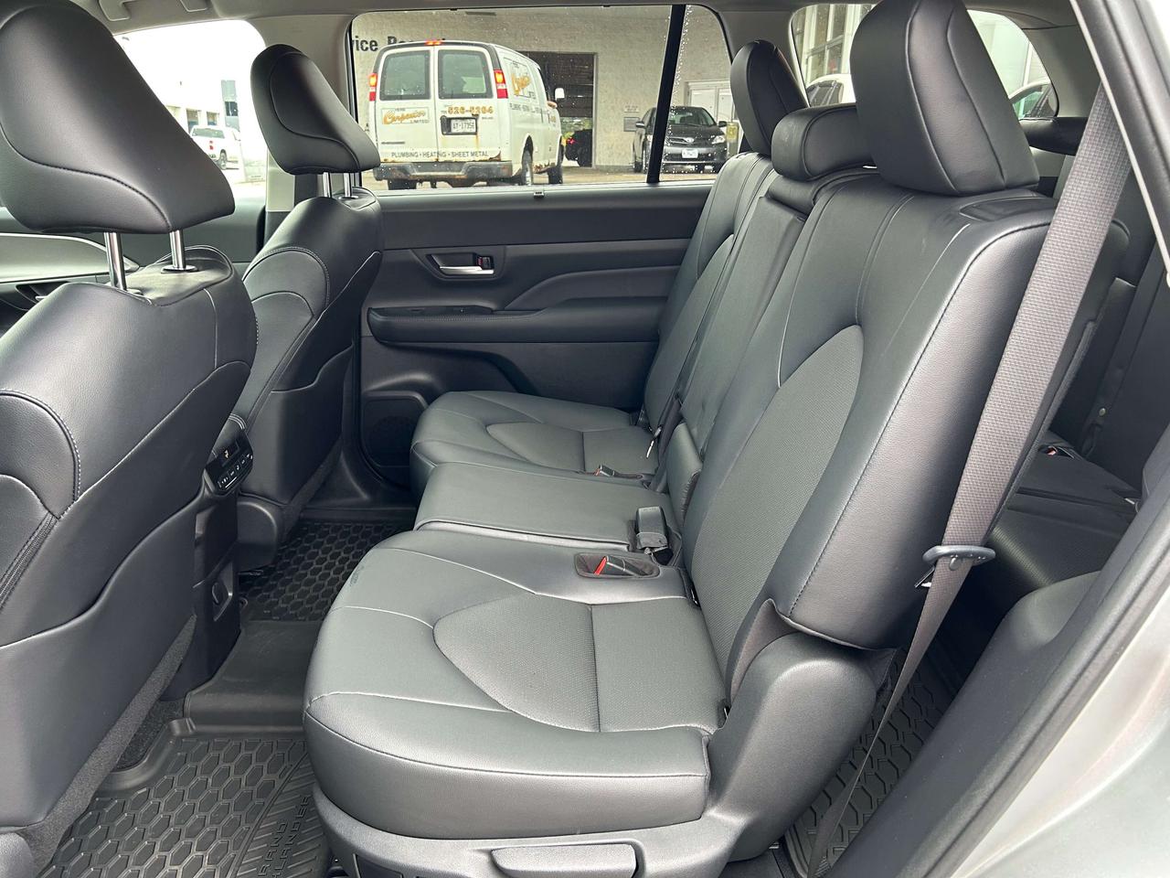 2024 Toyota Grand Highlander XLE Photo